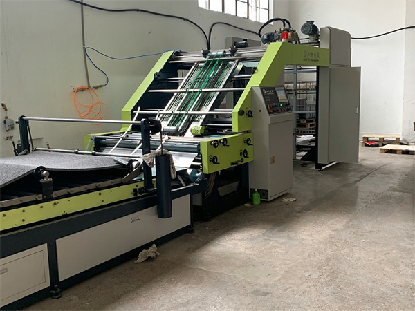 設備對裱(biǎo)機