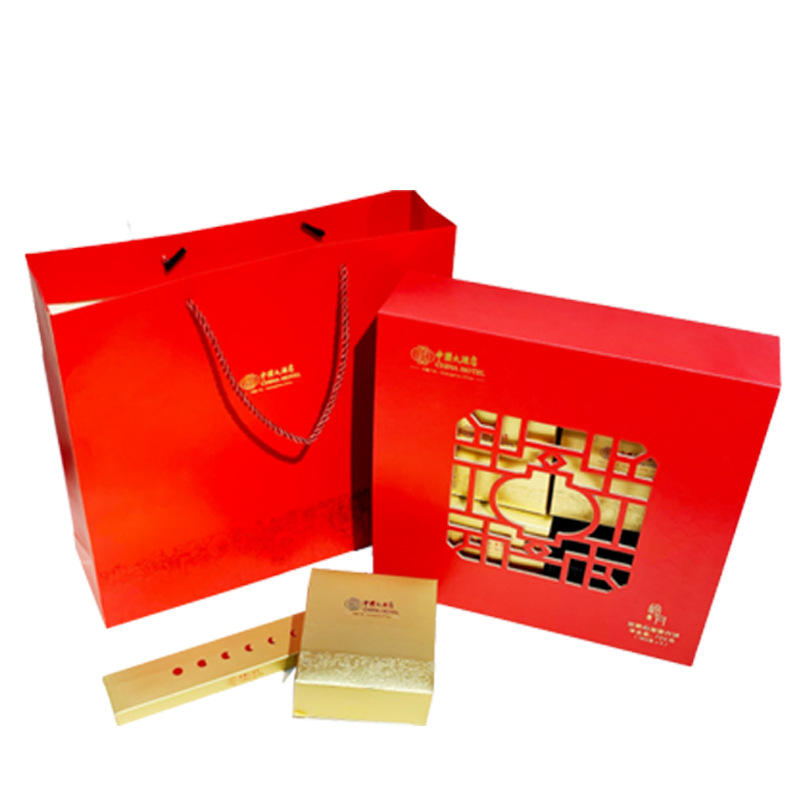 中國(guó)風镂空中秋月(yue)餅包裝盒高檔(dang)輕奢天地蓋盒(hé)子蛋黃酥糕點(dian)手提禮盒